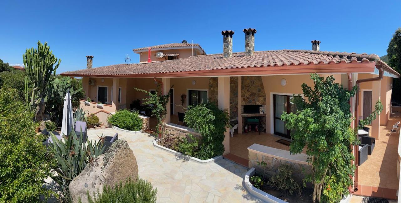 Bed and Breakfast Casa Mariluka Capoterra Esterno foto